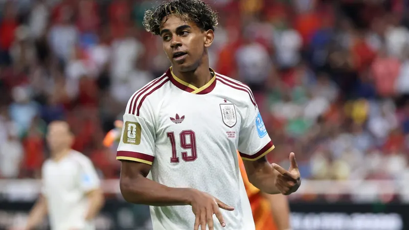 World Cup Groups Take Shape: Favorites Emerge
